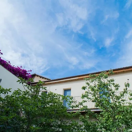 فندق مبيت وإفطار Maharia